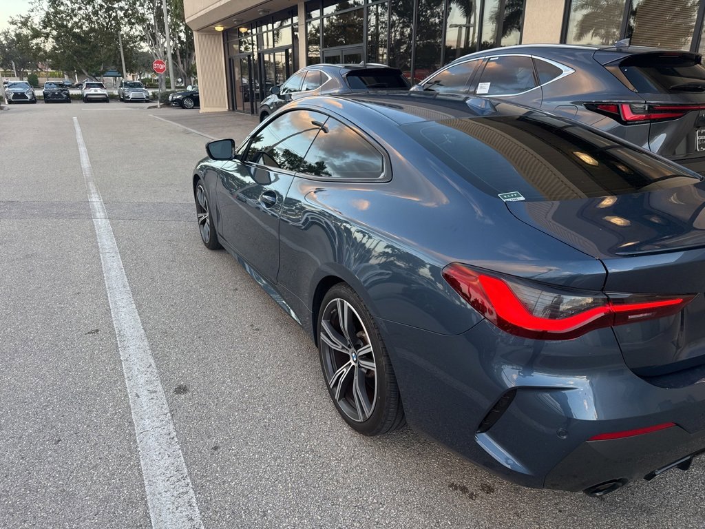 Used 2024 BMW 430i Coupe w/ M Sport Package image 5