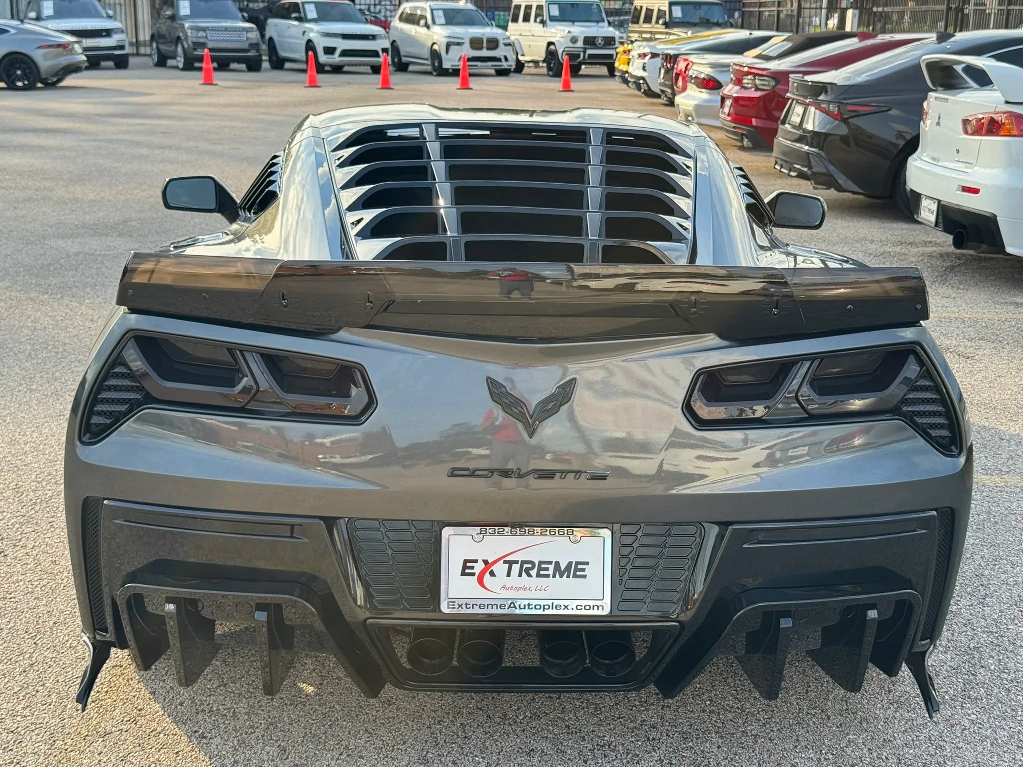 Used 2018 Chevrolet Corvette Stingray Coupe w/ 3LT Preferred Equipment Group RWD image 3