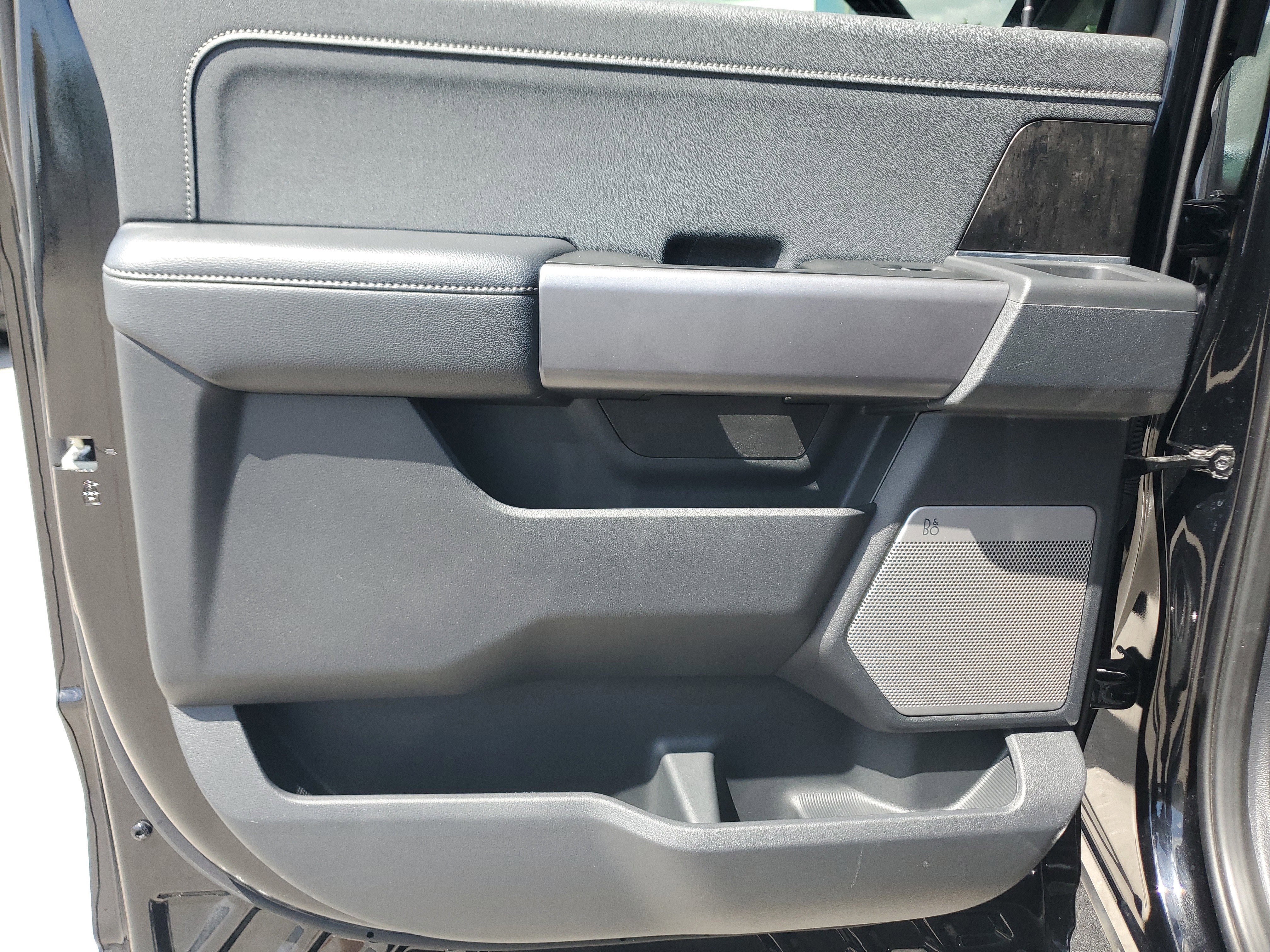 Certified 2024 Ford F250 Lariat image 26