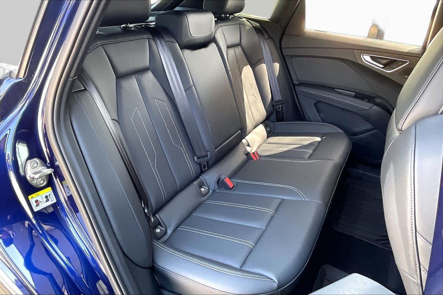 Used 2025 Audi Q4 e-tron Premium Plus w/ Premium Plus AWD/4WD image 19