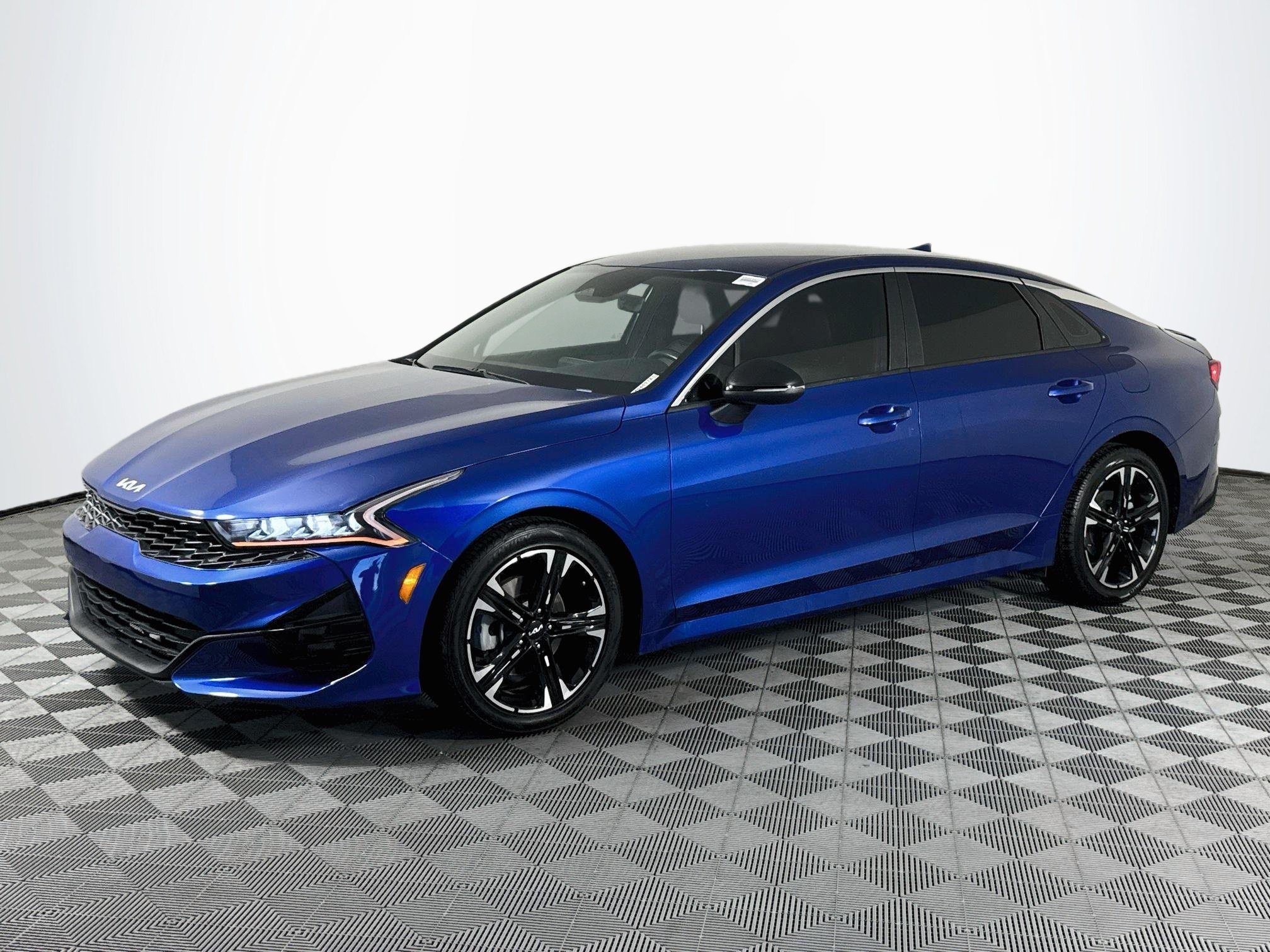Used 2022 Kia K5 GT-Line FWD image 4