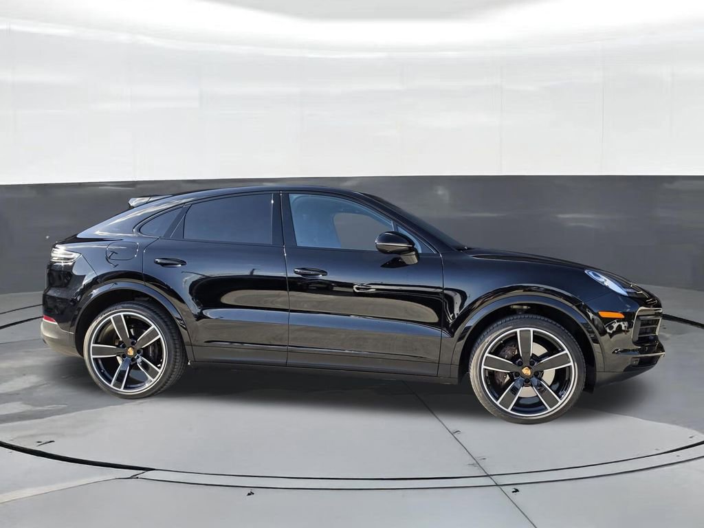 Certified 2023 Porsche Cayenne Coupe image 10