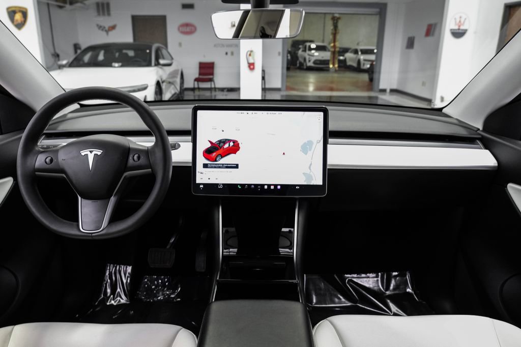 Used 2021 Tesla Model Y Long Range AWD/4WD image 15