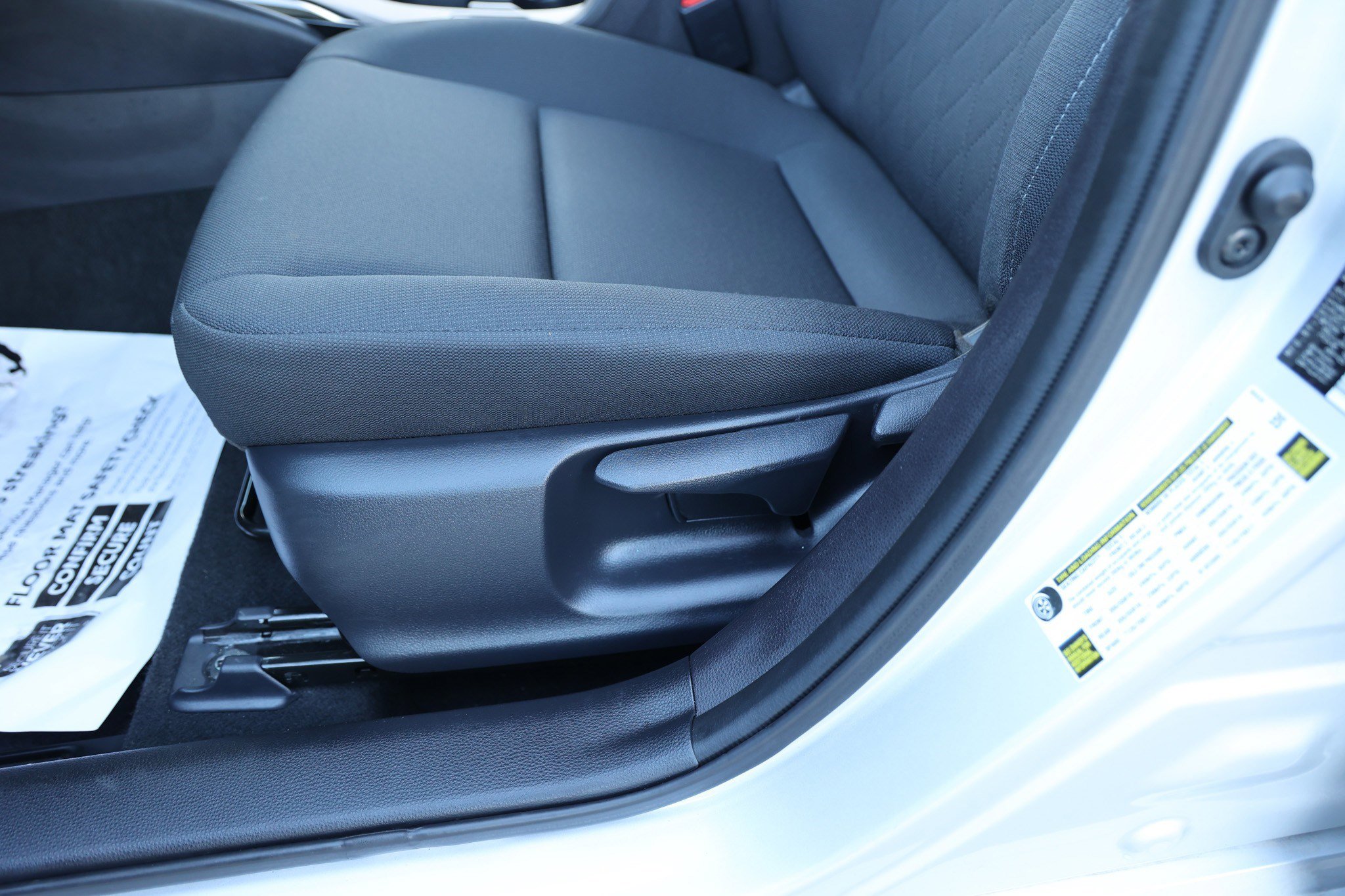 Certified 2025 Toyota Corolla LE image 35