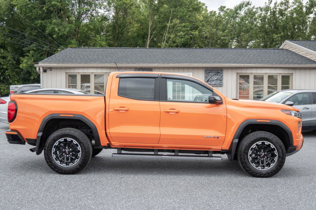 Used 2026 GMC Canyon AT4 w/ AT4 Premium Package AWD/4WD image 15