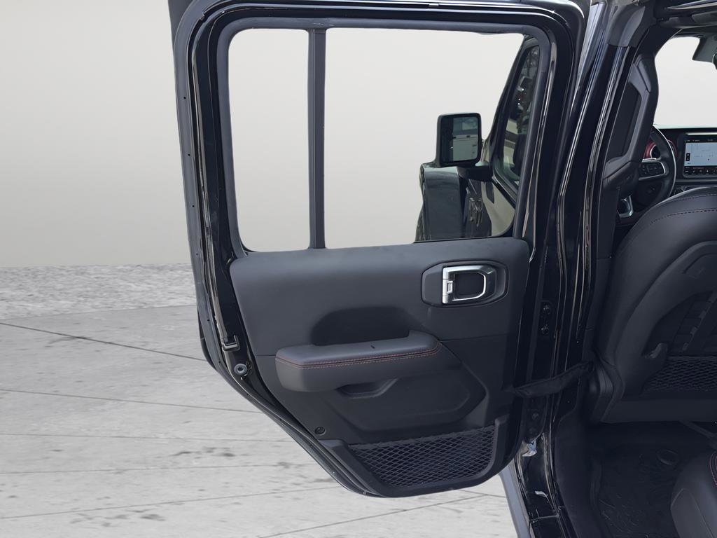 Used 2021 Jeep Wrangler Unlimited Rubicon image 37