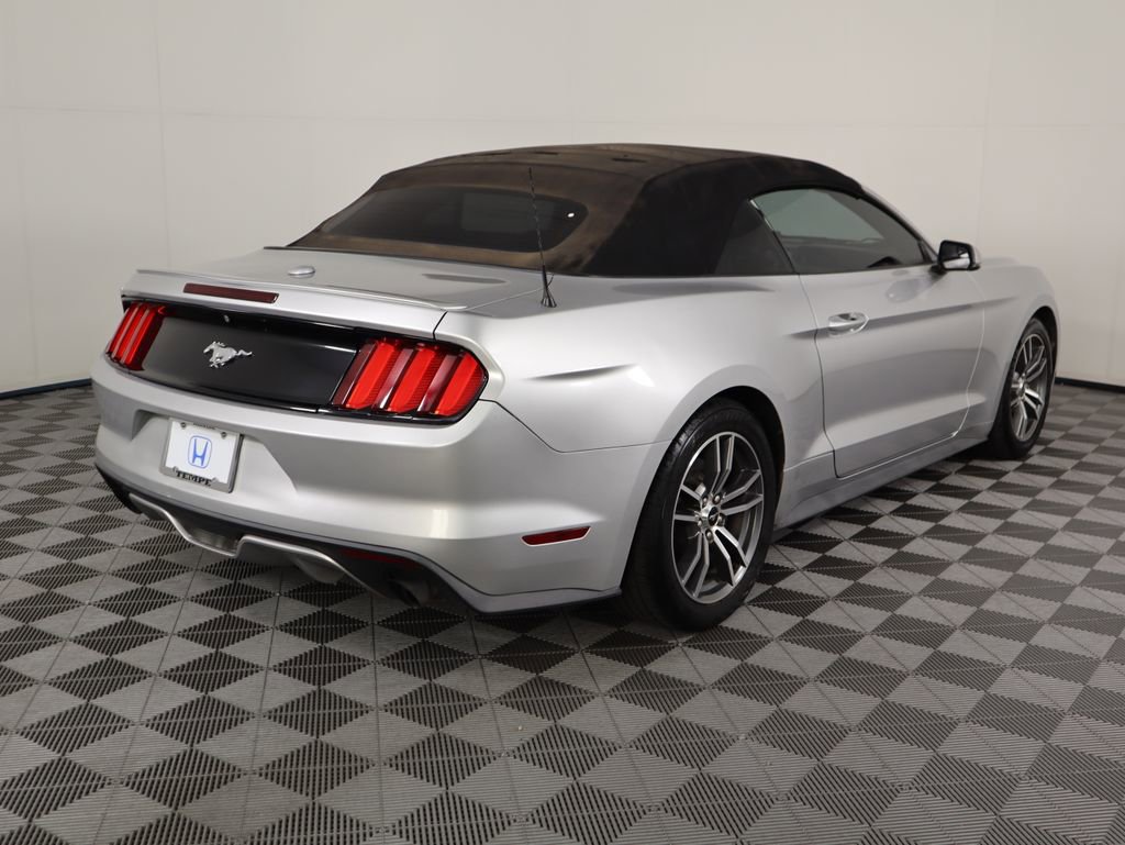 Used 2016 Ford Mustang Premium image 13