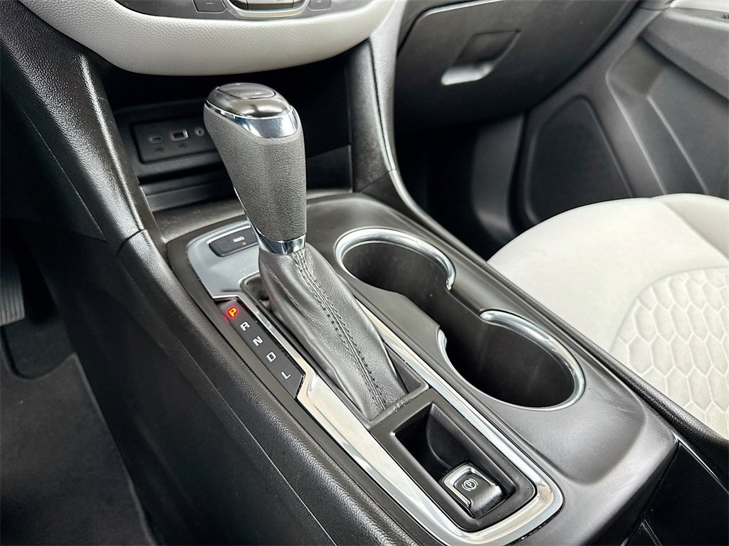 Used 2019 Chevrolet Equinox LS image 19
