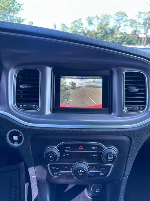 Used 2019 Dodge Charger SXT w/ Leather Interior Group image 30