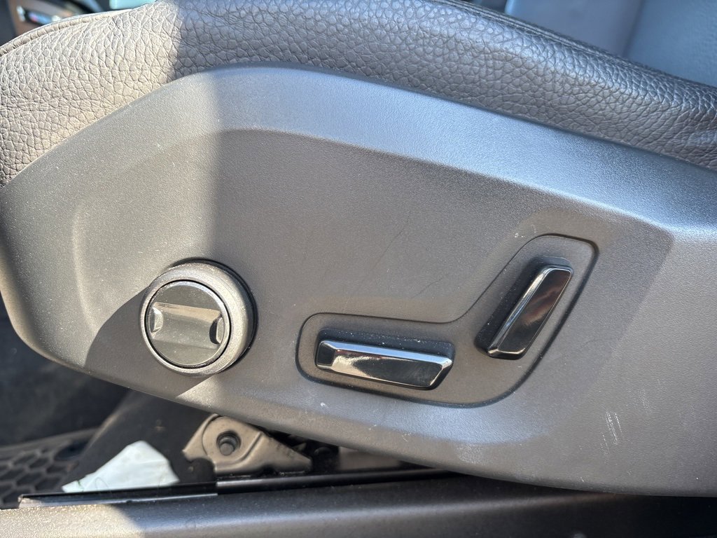 Certified 2023 Volvo XC90 B6 Plus image 18