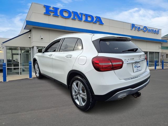 Used 2019 Mercedes-Benz GLA 250 4MATIC w/ Premium Package image 6