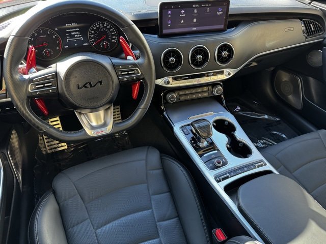 Used 2022 Kia Stinger GT2 image 9
