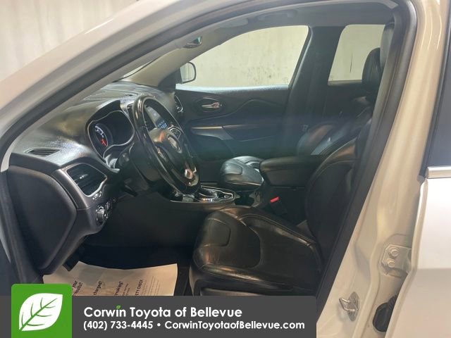 Used 2019 Jeep Cherokee Limited image 9