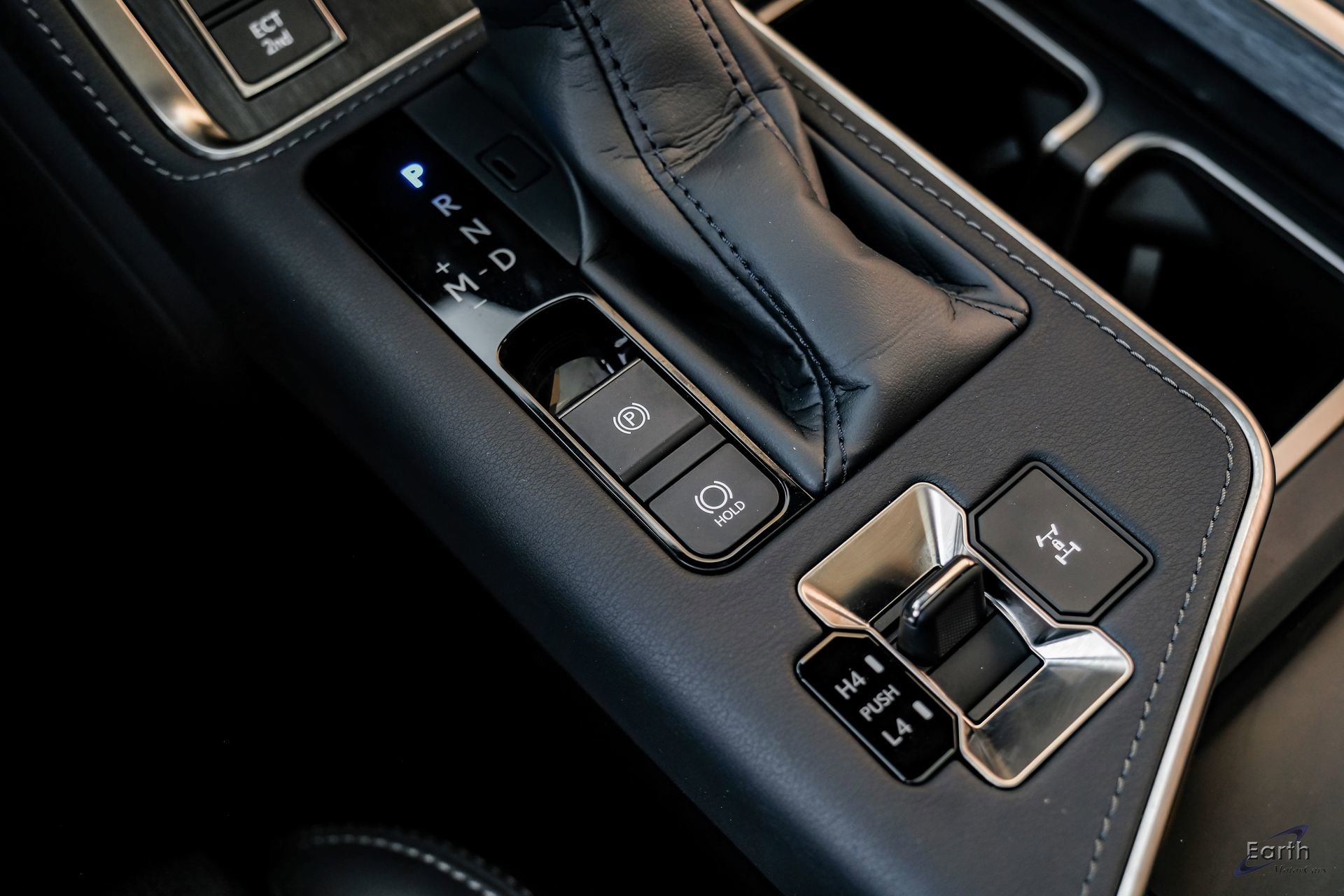 Used 2025 Lexus GX 550 550 Luxury+ HUD Traffic LIFTED w/ Accessory Package (2T) image 57