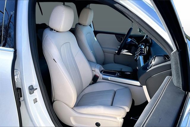 Certified 2025 Mercedes-Benz GLB 250 4MATIC image 31