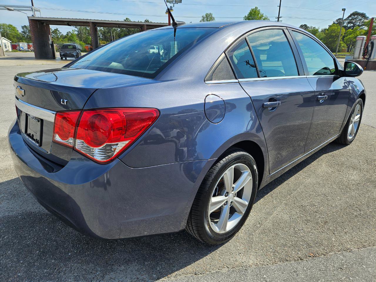 Used 2013 Chevrolet Cruze LT FWD image 6