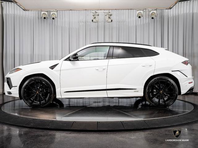 Used 2024 Lamborghini Urus S AWD/4WD image 6