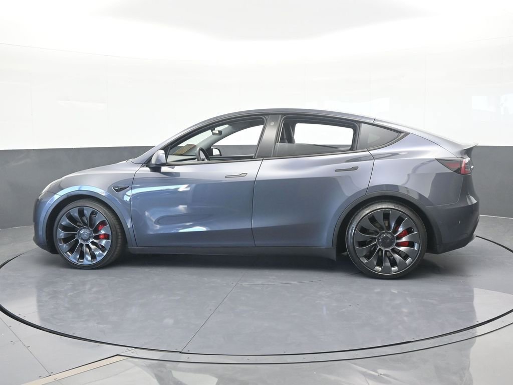 Used 2022 Tesla Model Y Performance image 3