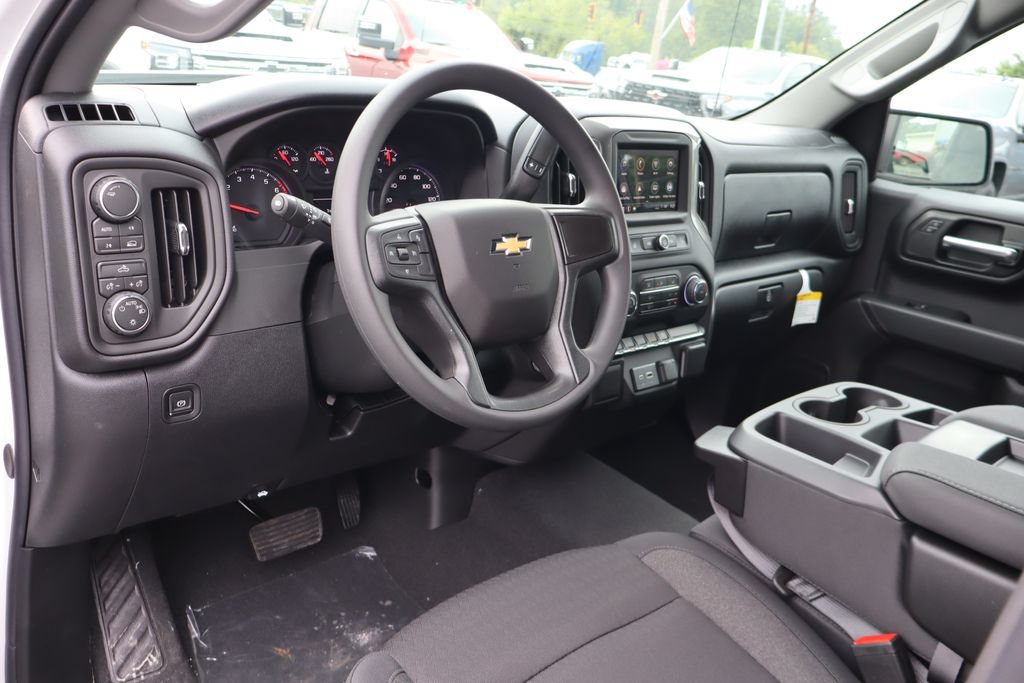 New 2026 Chevrolet Silverado 1500 Custom AWD/4WD image 6