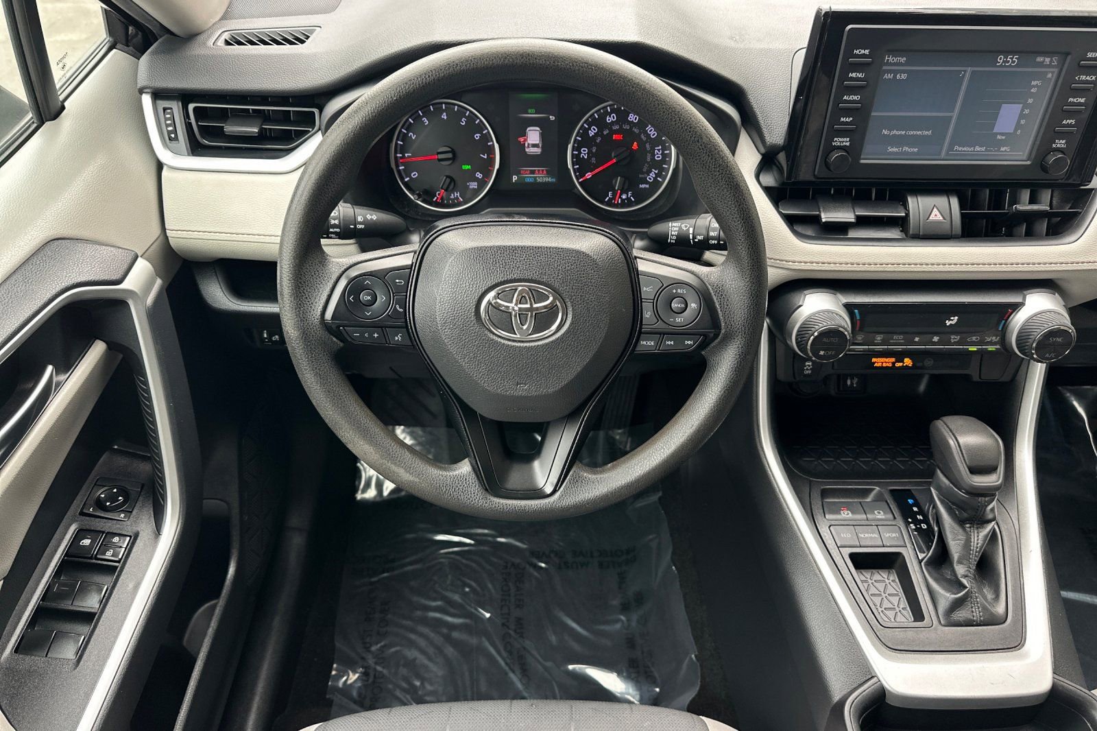 Certified 2019 Toyota RAV4 XLE w/ Carpet Mat Package image 14