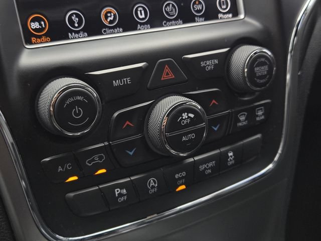 Used 2018 Jeep Grand Cherokee Altitude AWD/4WD image 23