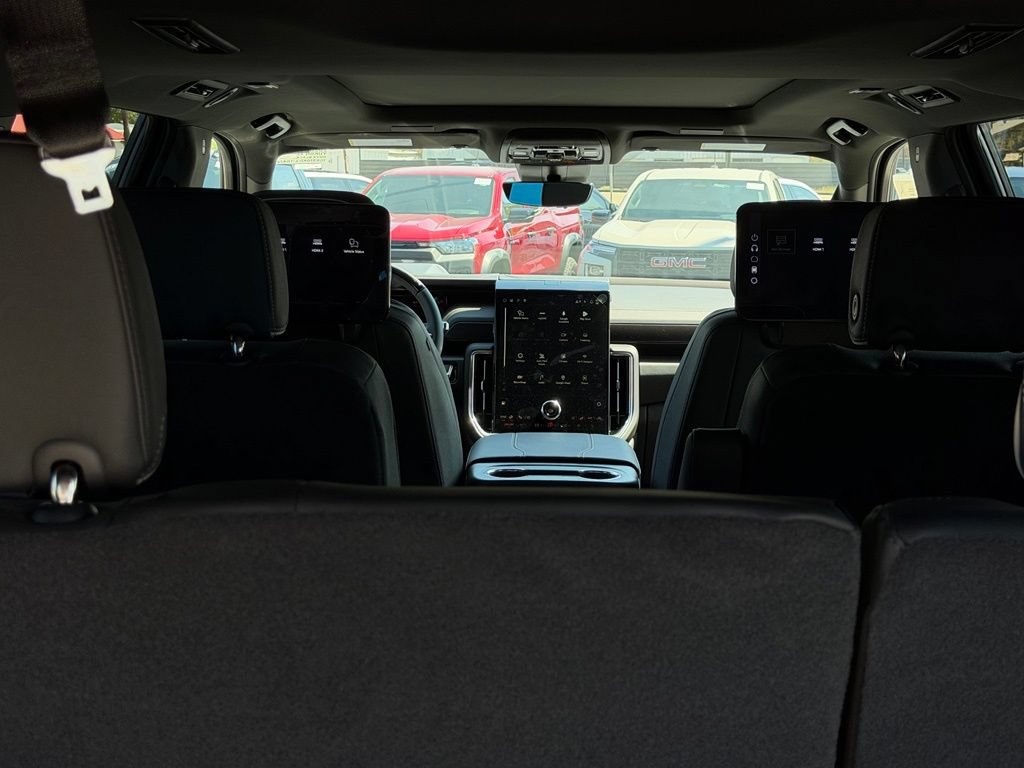 New 2026 GMC Yukon XL Elevation w/ Elevation Premium Package RWD image 9