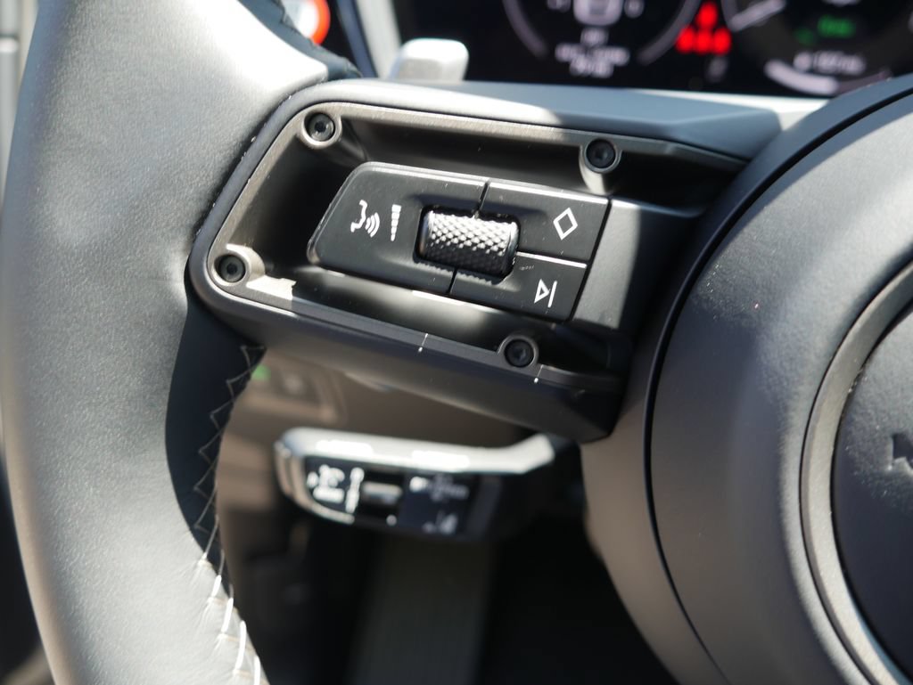 New 2026 Porsche Cayenne Turbo AWD/4WD image 34