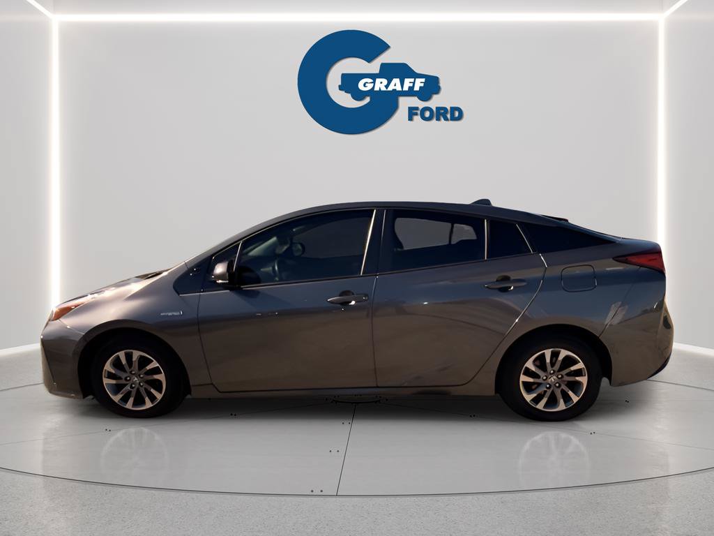 Used 2019 Toyota Prius Limited w/ Premium Convenience Package FWD image 2