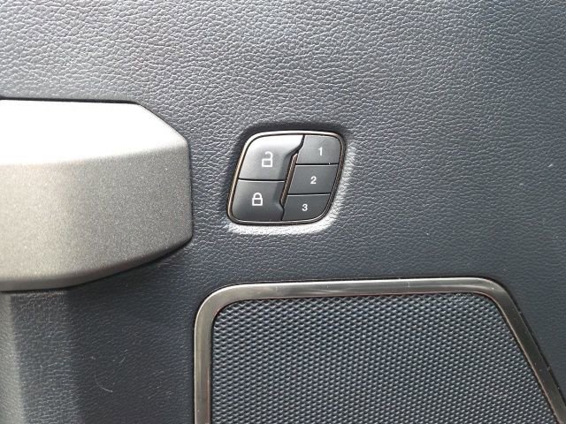 Used 2020 Ford F150 Raptor w/ Equipment Group 802A Luxury image 22