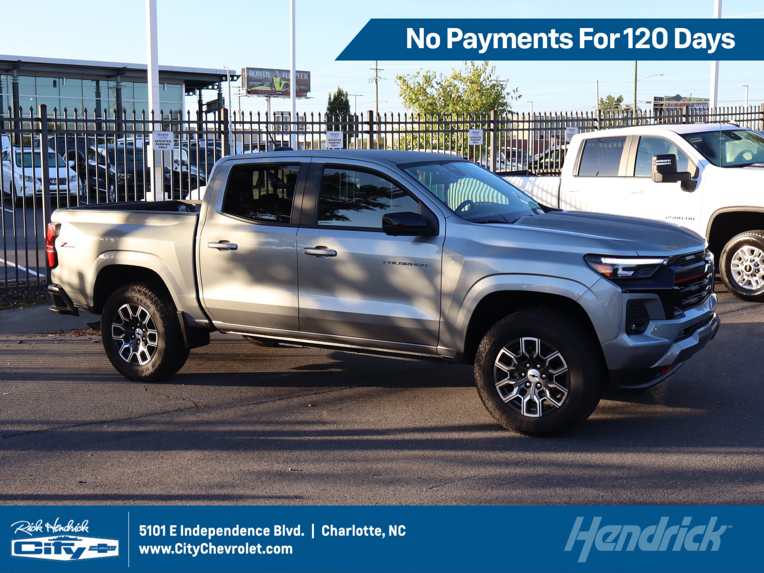 Used 2024 Chevrolet Colorado Z71 w/ Z71 Convenience Package 2