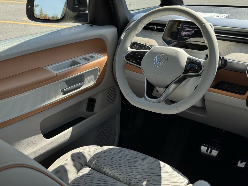 New 2025 Volkswagen ID. Buzz 1st Edition image 31