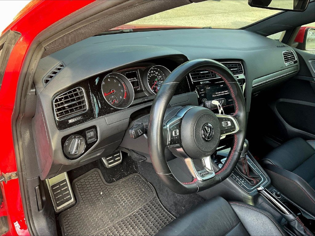 Used 2019 Volkswagen GTI S FWD image 4
