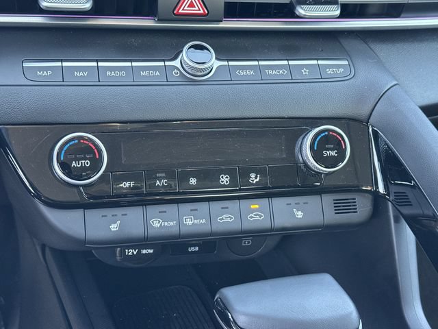 Used 2025 Hyundai Elantra SEL FWD image 7