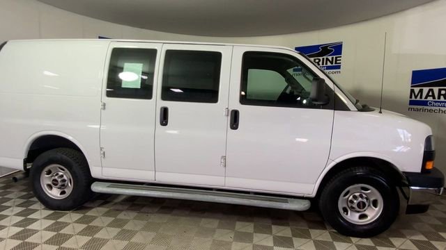 Certified 2023 GMC Savana 2500 w/ Driver Convenience Package RWD image 3