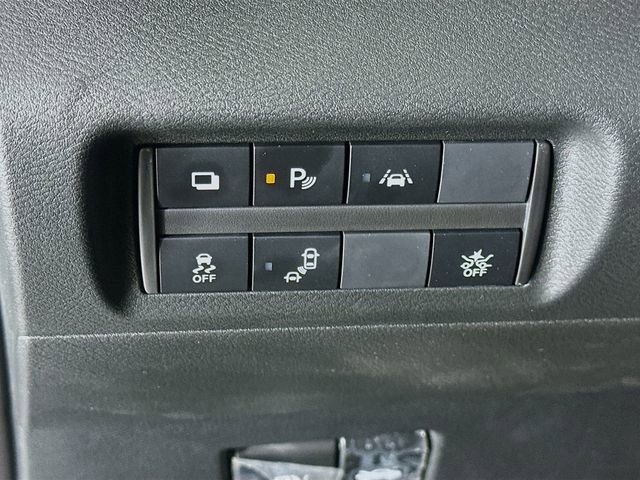 New 2025 Nissan Kicks Play S image 14