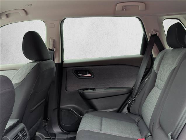 Used 2023 Nissan Rogue SV FWD image 22