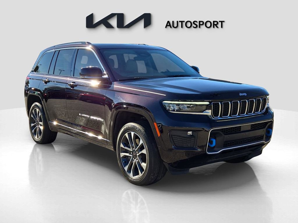 Used 2022 Jeep Grand Cherokee Overland image 3