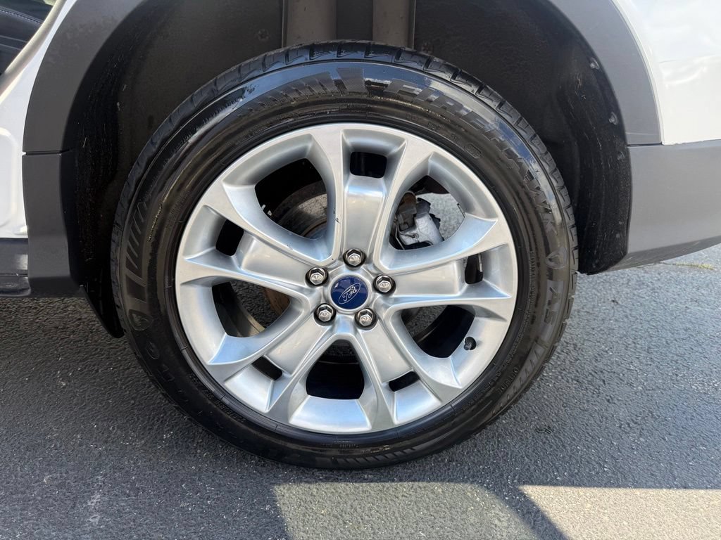 Used 2016 Ford Escape Titanium FWD image 34