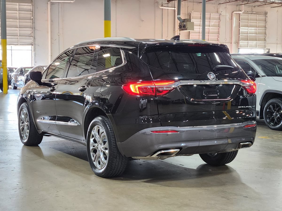 Used 2019 Buick Enclave Avenir w/ Avenir Technology Package FWD image 11