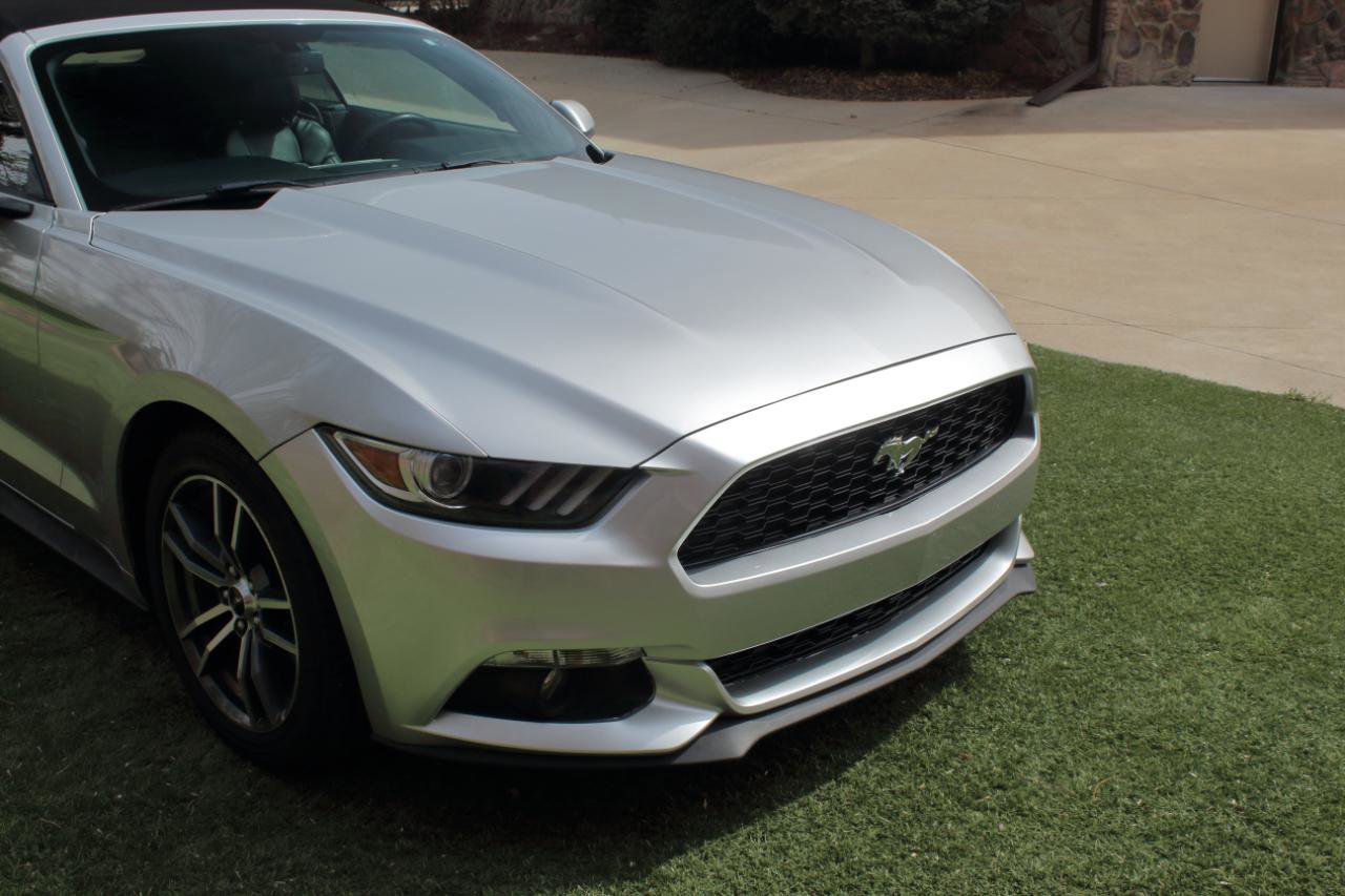 Used 2017 Ford Mustang Premium image 9
