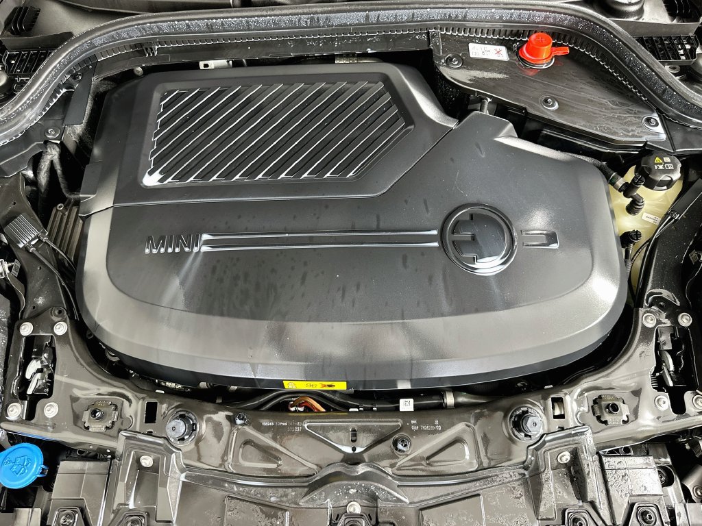 Used 2024 MINI Cooper SE FWD image 30