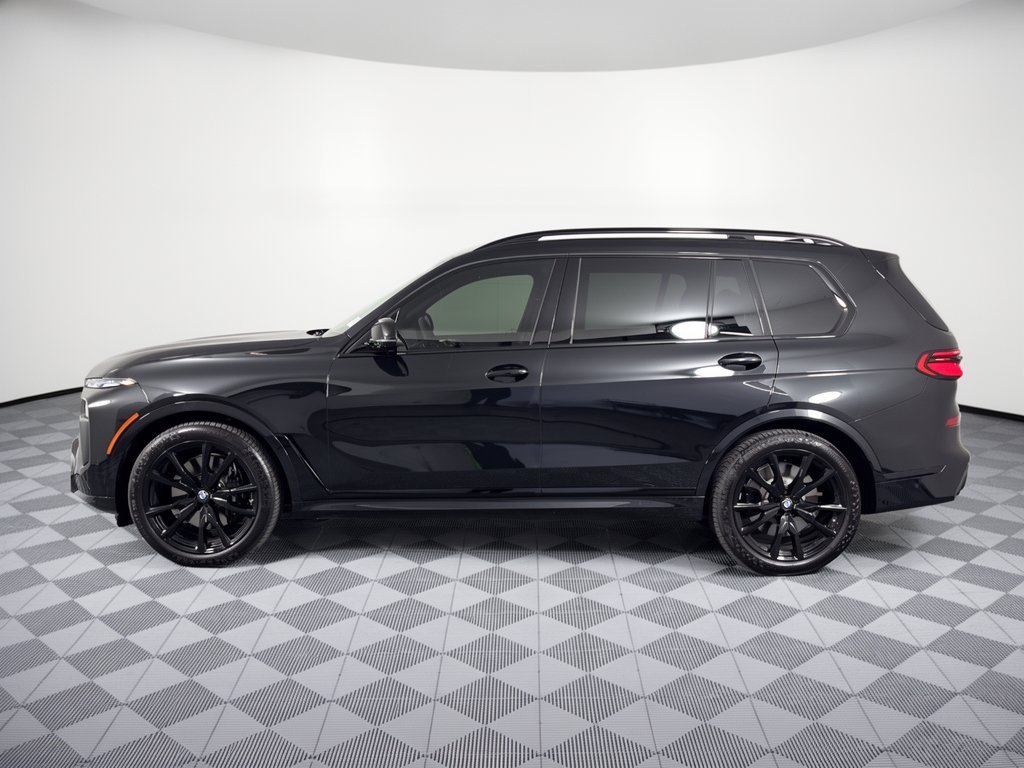 Used 2026 BMW X7 M60i AWD/4WD image 2