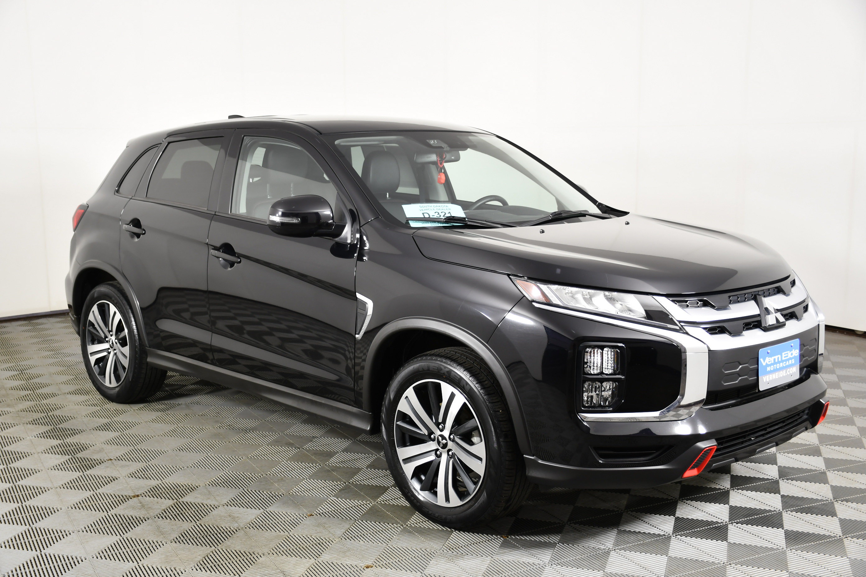 Used 2023 Mitsubishi Outlander Sport SE AWD/4WD image 4