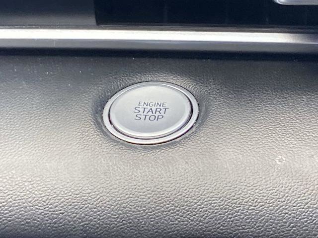 Used 2023 Hyundai Elantra Blue FWD image 12