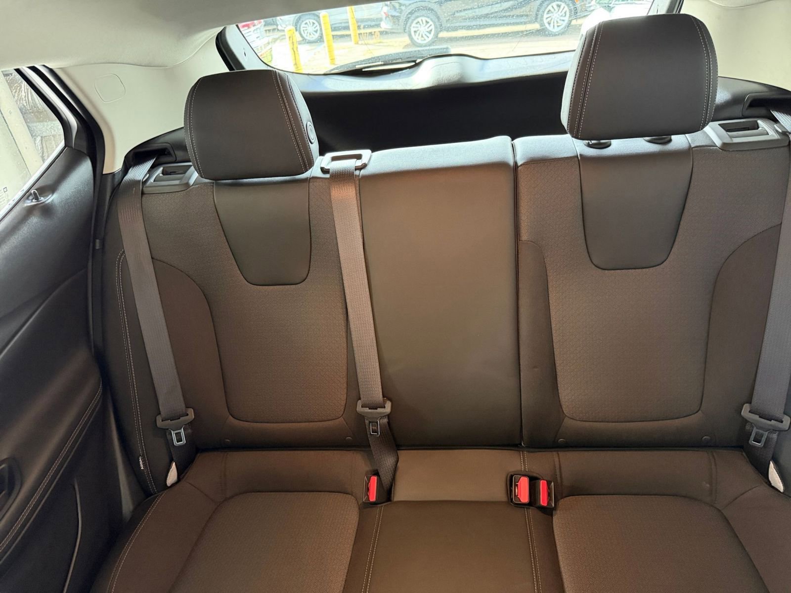 Used 2025 Buick Encore GX Preferred image 36