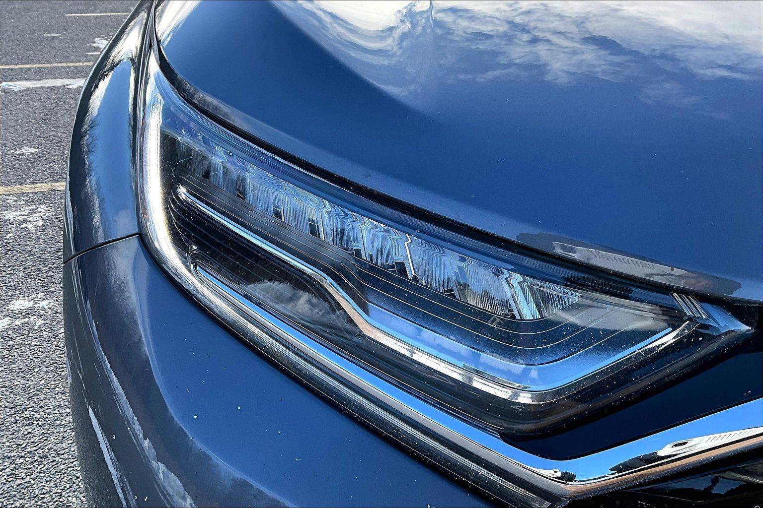 Used 2020 Honda CR-V Touring image 32