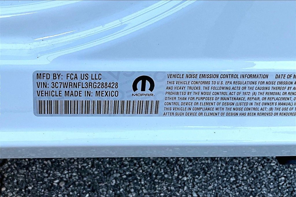 Used 2024 RAM 5500 Tradesman w/ Chrome Appearance Group image 16