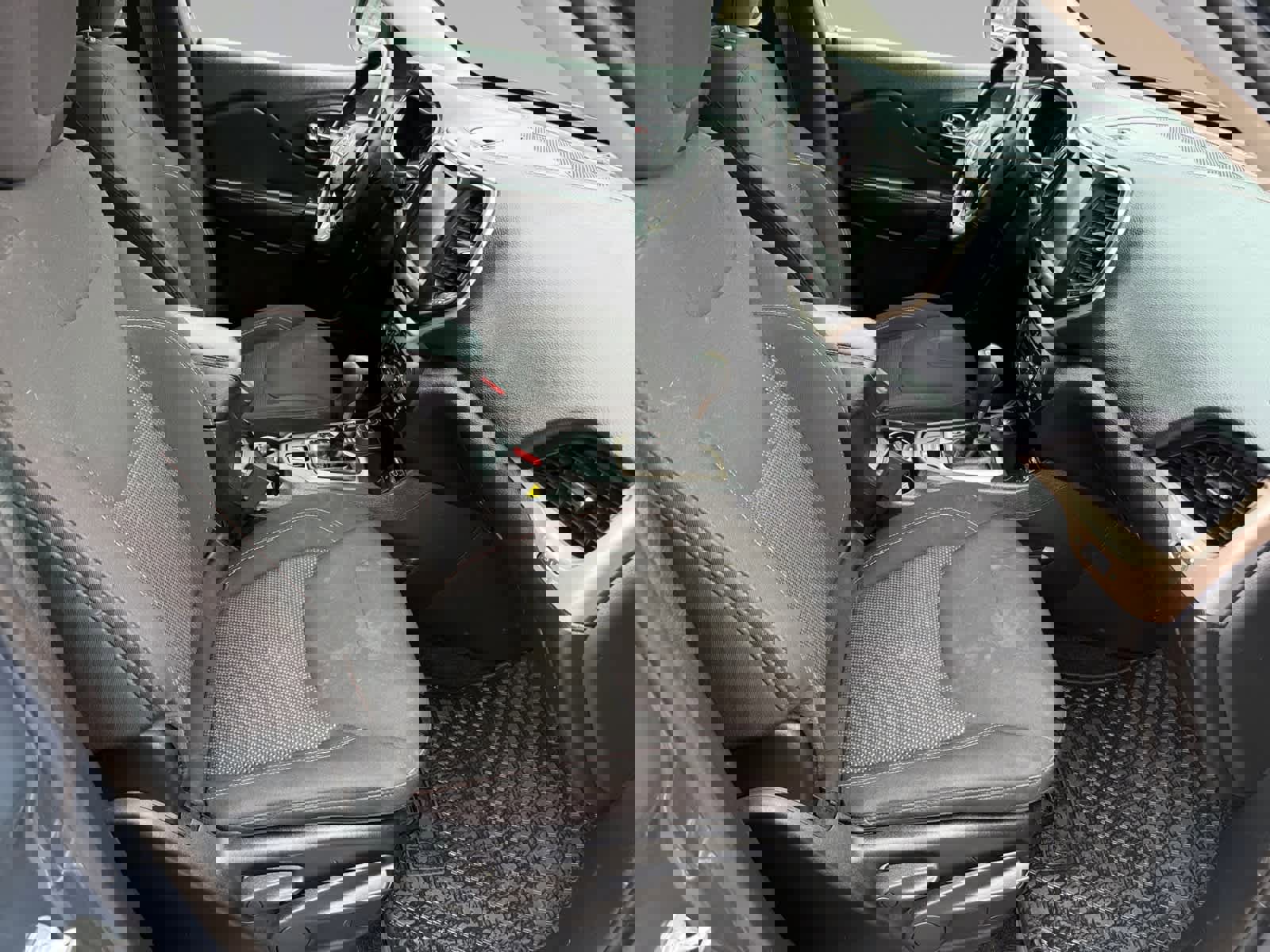 Used 2017 Jeep Cherokee 75th Anniversary image 9