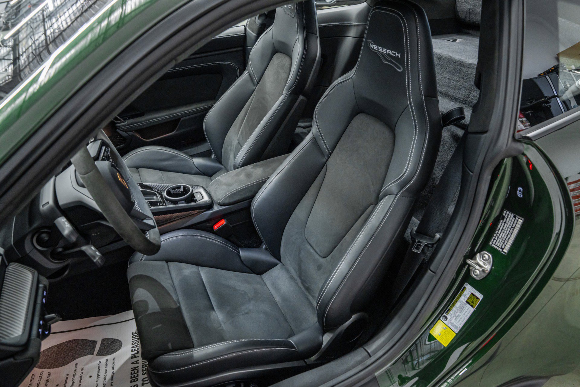 Used 2025 Porsche 911 GT3 RWD image 23