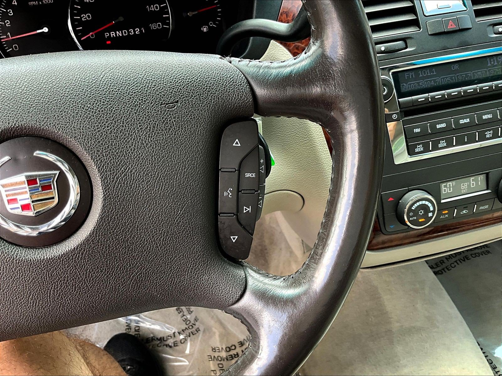 Used 2007 Cadillac DTS Luxury I w/ Trunk Convenience Package FWD image 12